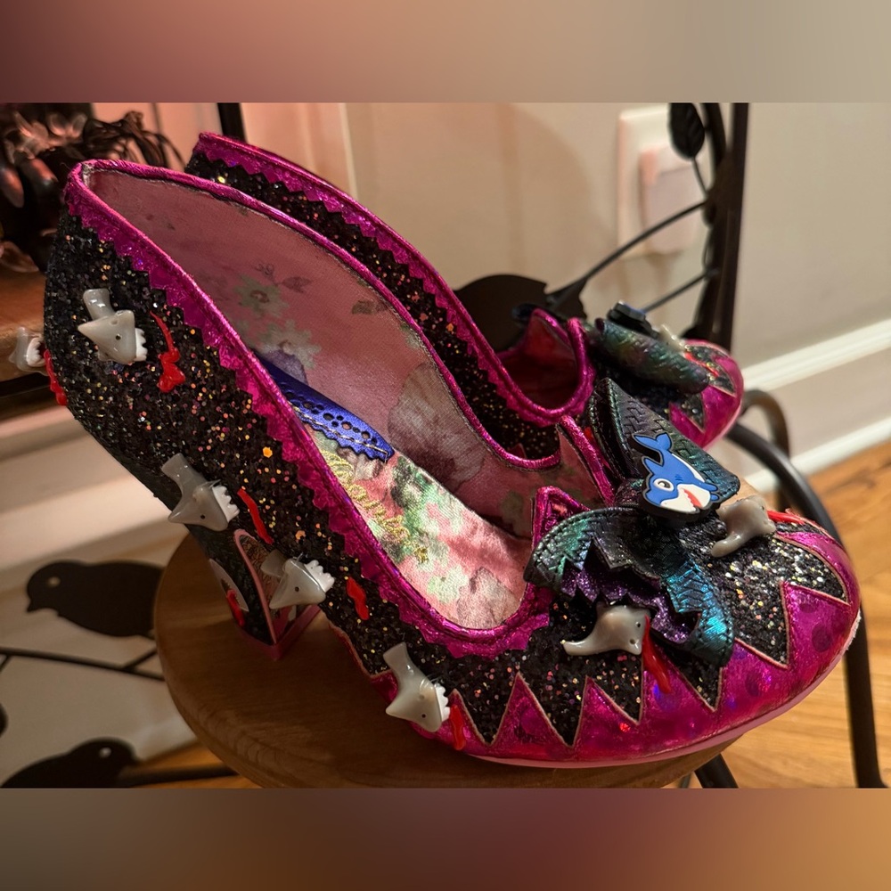 Artisan Customized OOAK Statement Heel in Shark Theme, US 8